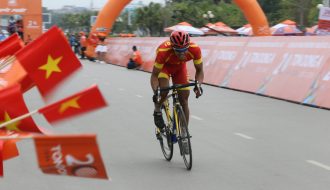 Chiến thắng Cúp xe đạp TH TP.HCM trở lại với Hà Nội sau 7 năm