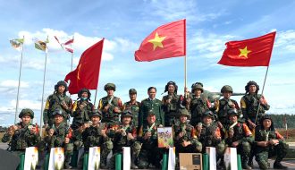 "Xe tăng hành tiến"- các tuyển thủ Việt Nam thi đấu xuất sắc